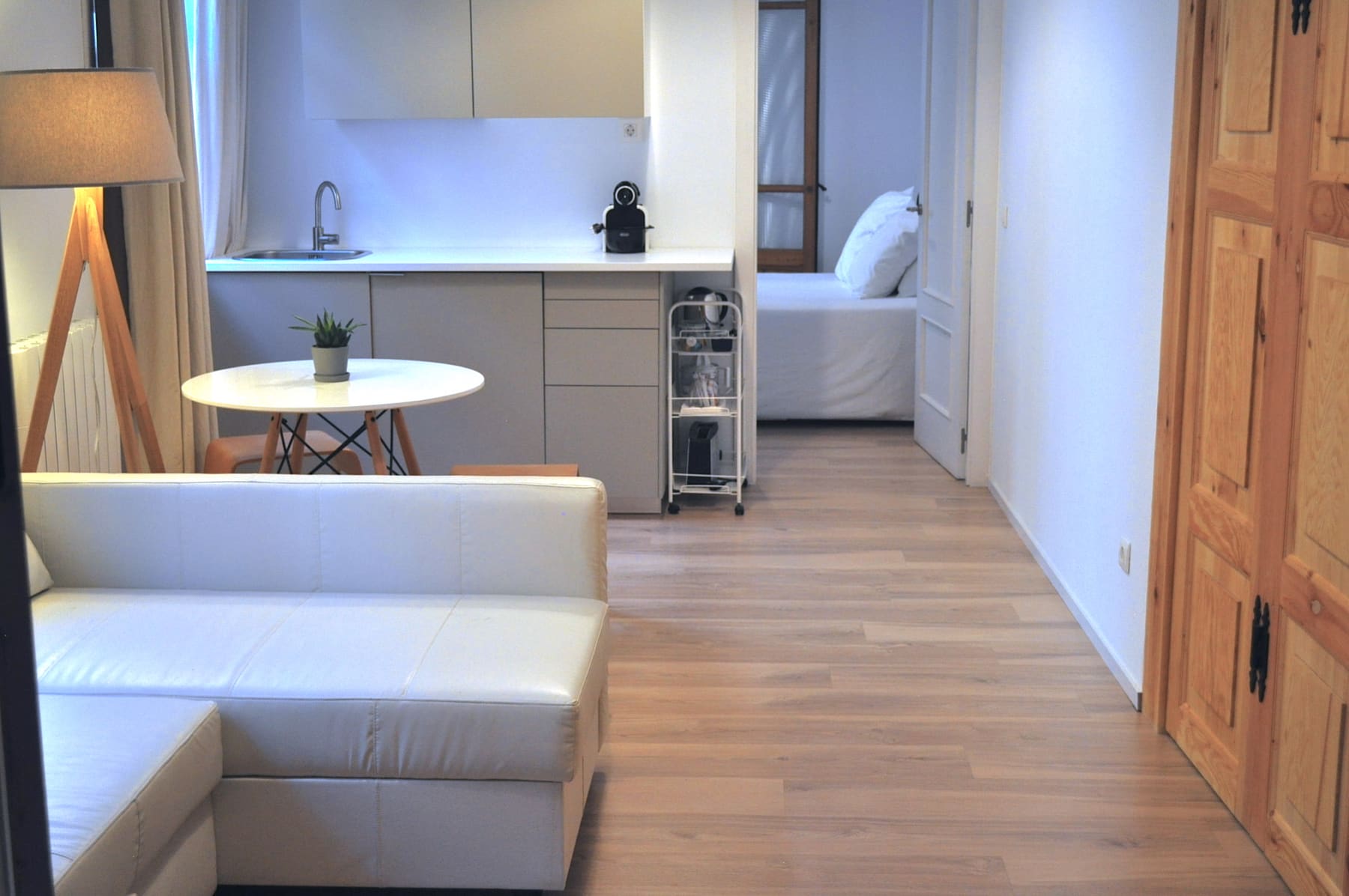 Stylish Suite 19